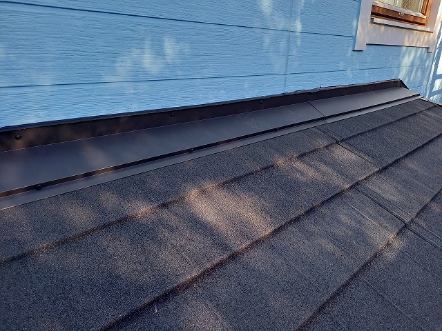 ジンカリウム鋼板の下屋根